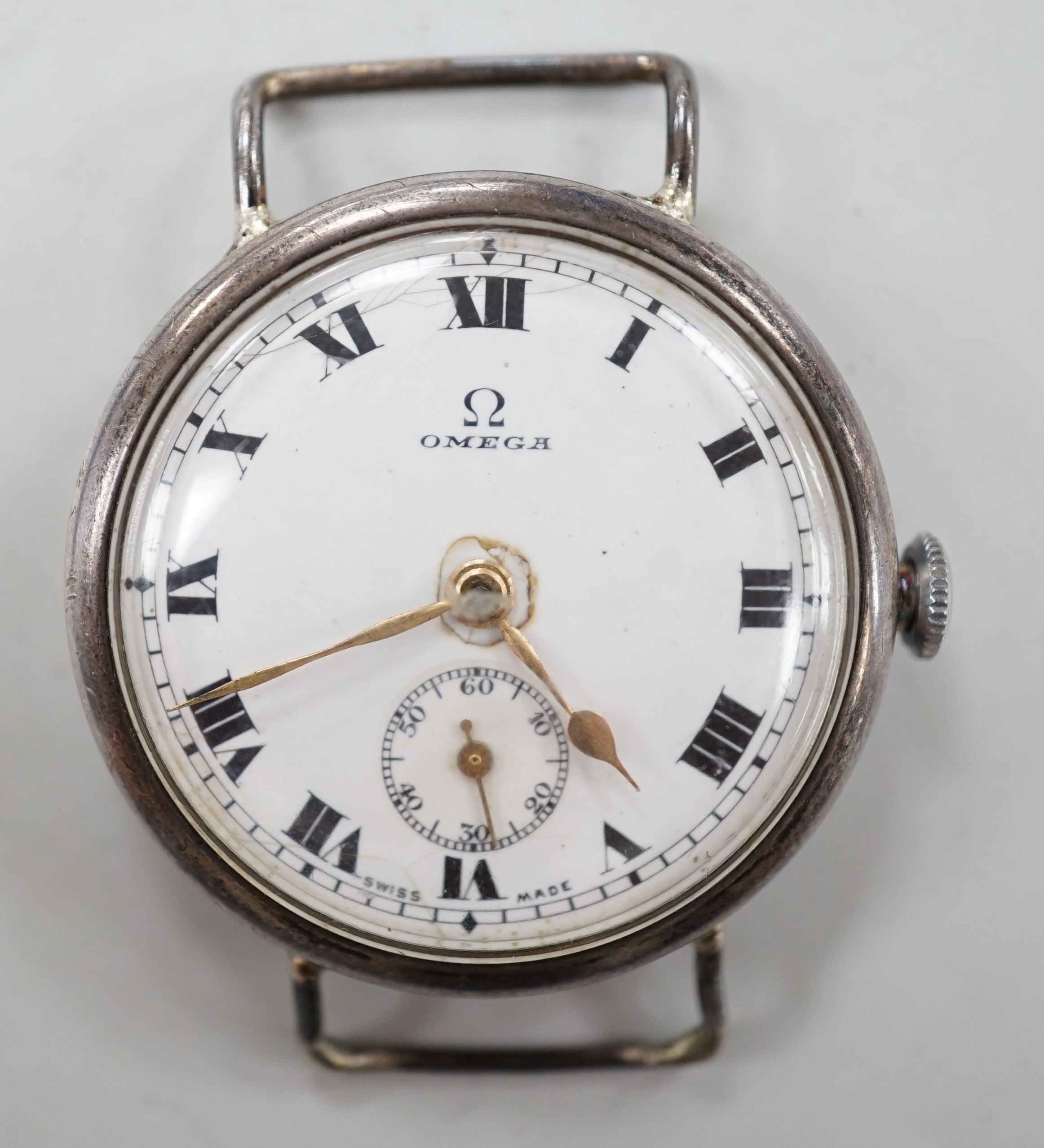 A gentleman's 1920's 925 Omega manual wind wrist watch, no strap, case diameter 32mm.